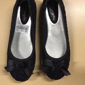 Girls Black Sequins Flats Size 2